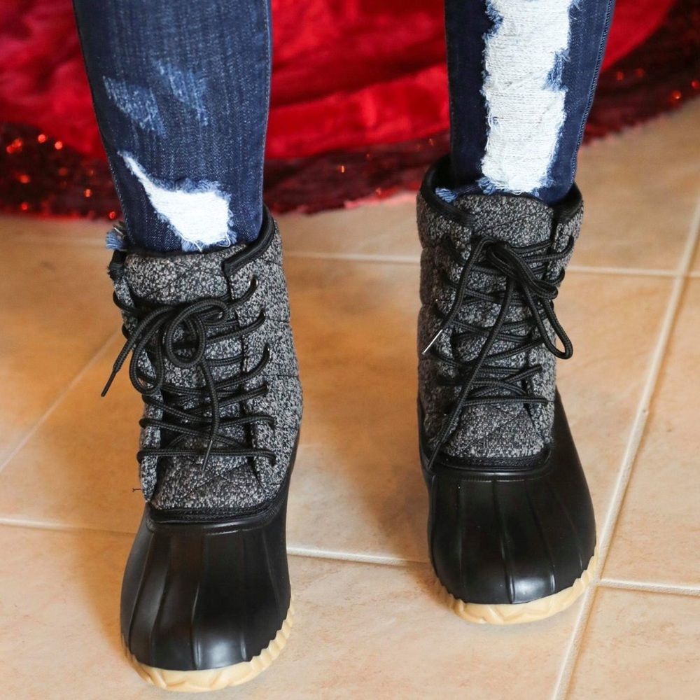 NEW SIZES**LADIES QUILTED GREY/BLACK DUCK … - Picture 2 of 7